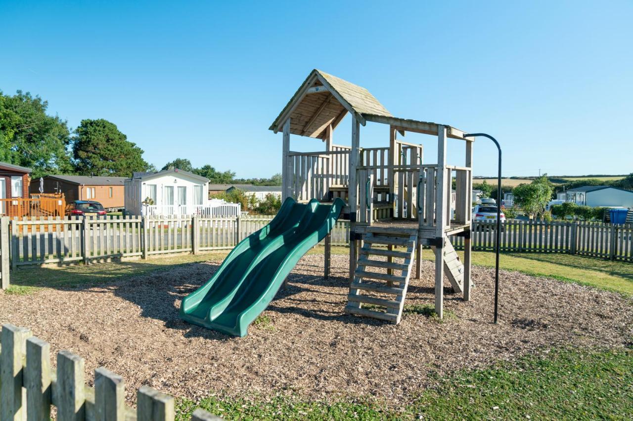 Camping Pods Trevella Holiday Park Crantock Eksteriør bilde