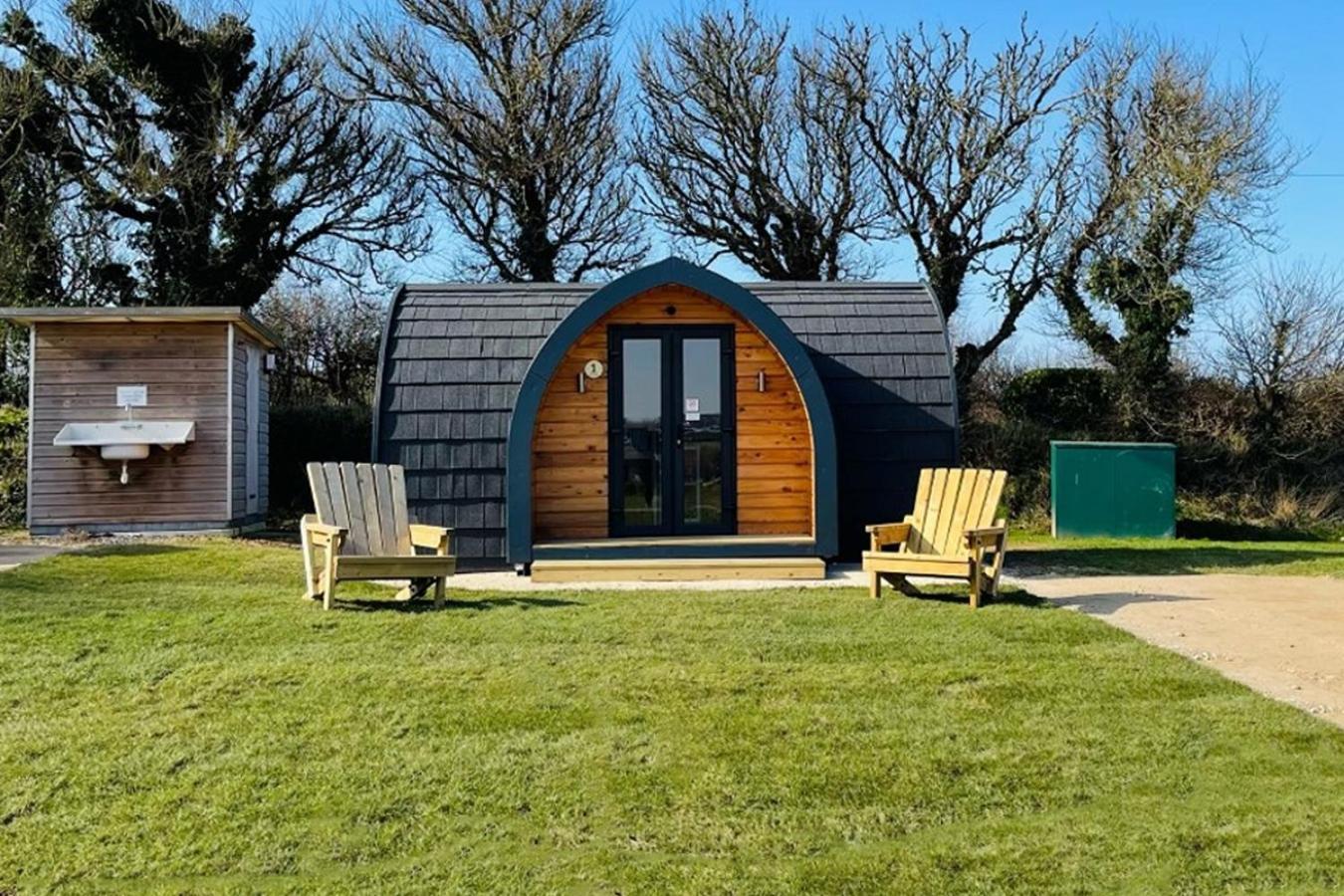 Camping Pods Trevella Holiday Park Crantock Eksteriør bilde